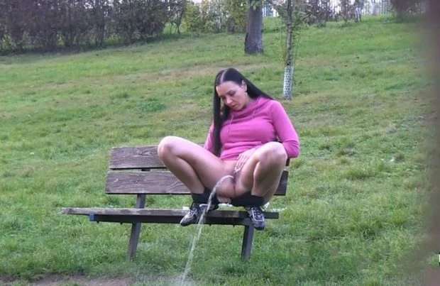 Peeing Babes Empty Their Bladders In A Park (Perverse, Satin Sex) (2023 | HD)