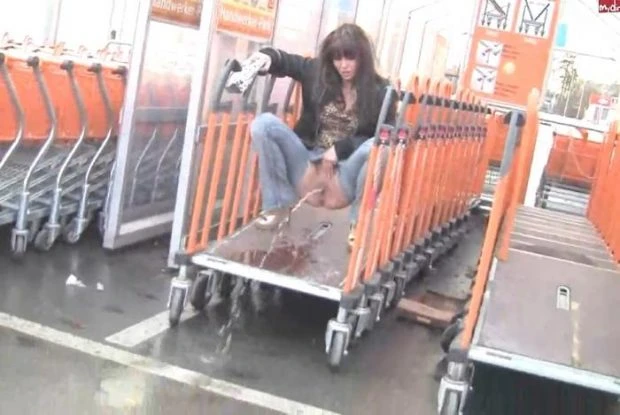 Pissed At The Hardware Store Parking Lot (Pee Torture, Wet Hair) - Aische-Pervers (2023 | FullHD)