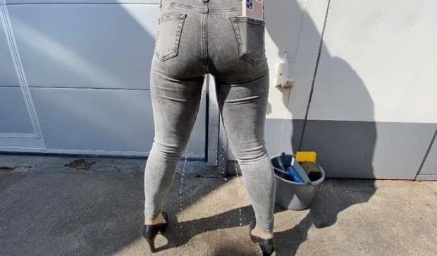 Devil Sophie Soaked and pissed in front of the car wash! Come and wash my jeans ass (Orgy, Public Sex) (2023 | UltraHD/4K)