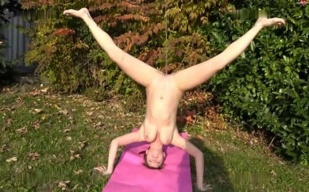 CrazyAndWild - Gymnastics exercises stark naked (Pee, Trimmed Pussy) (2024 | FullHD)