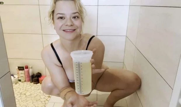 My 1st Piss Challenge (Urine Taste, Fetish) - Anna-Lena-Sofia (2024 | FullHD)